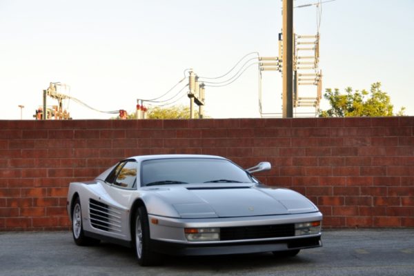 1985_Ferrari_testarossa_01